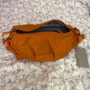 MOUNTAIN HIP PACK 3.5L - ECOPAK EVERGOODS